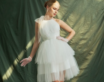 Ethereal Tulle Halter Mini Wedding Dress with Tiered Skirt - Short Reception Bridal Gown for Modern and Playful Brides RS26