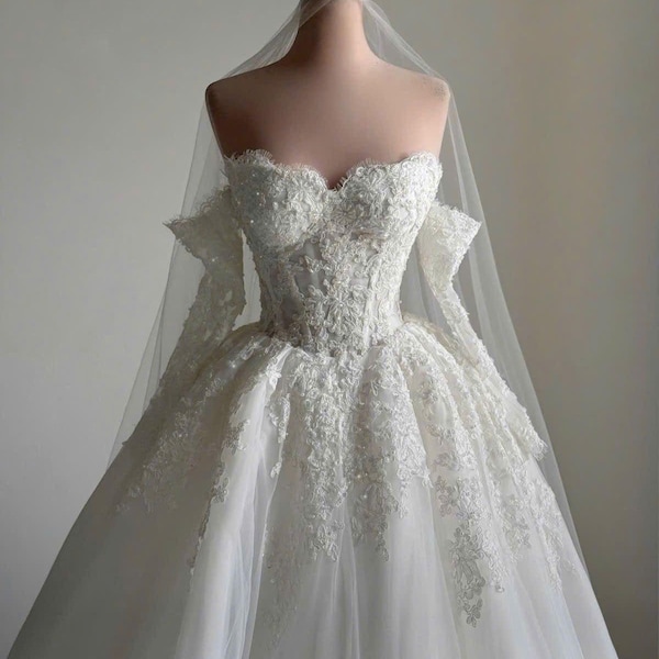 Luxury Tulle Ball Gown Wedding Dress – Corset, 3D Floral Lace