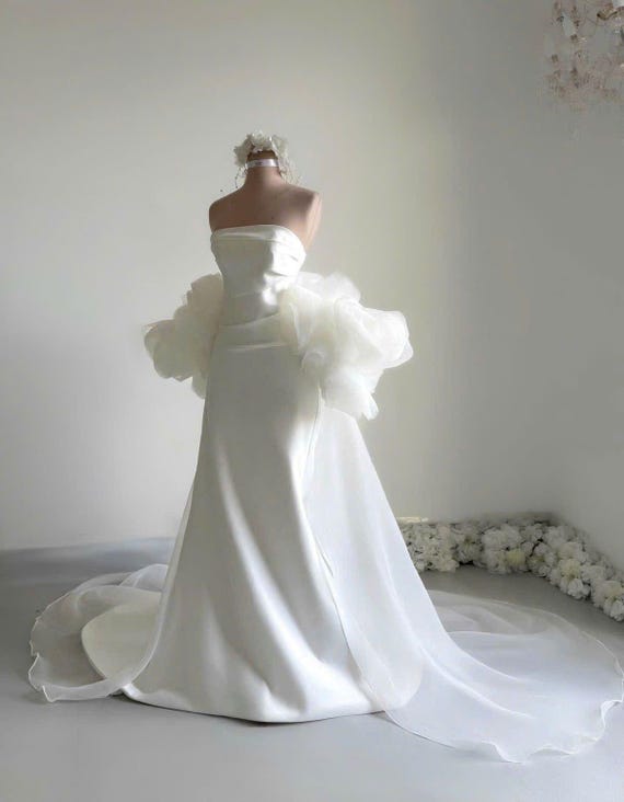Satin Mermaid Wedding Dress, Organza Rosettes, Lace-Up Back, Dramatic Train DRS097 Satin Mermaid Wedding Dress, Organza Rosettes, Lace-Up Back, Dramatic Train DRS097