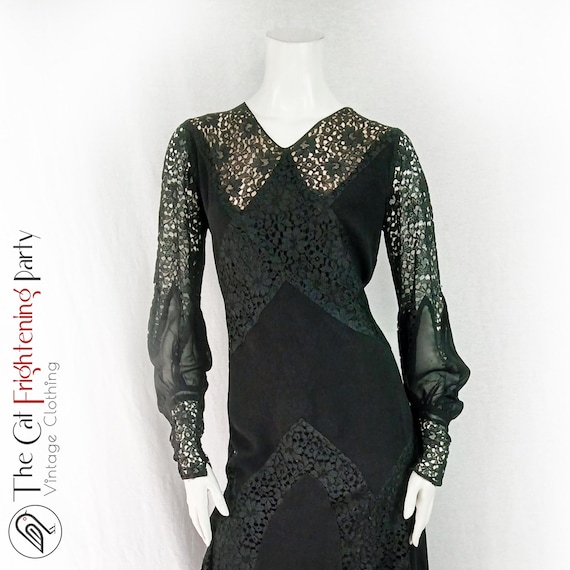 Original 1940s, Vintage Dress, Size 10-12, Black Silk & Lace, Gothic Dresses,  Vintage Black Lace Dress, Gothic Victorian, 40s Dresses - Etsy