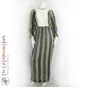 Vintage 1970s Maxi Dress, Size 8-10, Dacron Dress, 70s Bohemian, Floral Maxi, 70s Prairie Dresses, 70s Hippie Dresses, Bohemian, Romantic
