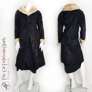 ブラックのペルシャラムファー（アストラカン）を使用したケープコート ブラックのペルシャラムファー（アストラカン）を使用したケープコート