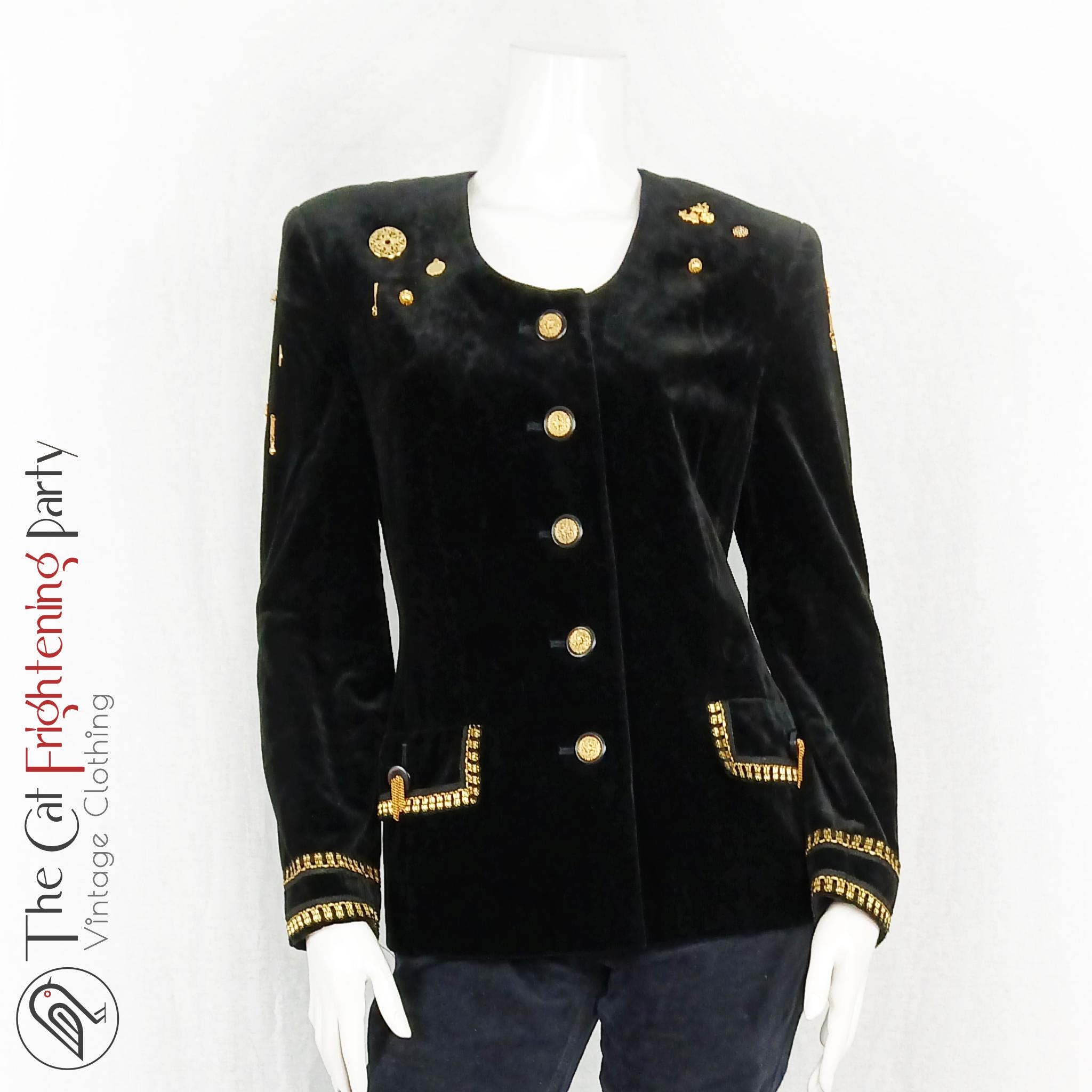 Vintage 1990s Jacket, Size 10-12, Velvet Jackets, Black & Gold, 90s Glamour, 90s Fashion, Bougie, 90s Eveningwear