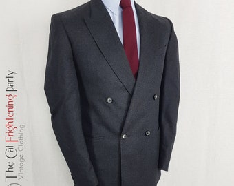 Gents Vintage Suits, Double Breasted Suit, Chest 38", Waist 32", Leg 32", Charcoal Grey, Pure Wool, Peaked Lapels, 1940s Style, Film Noir