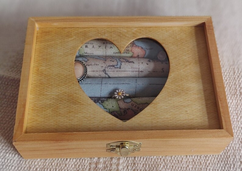 Ring box ring box jewelry storage jewelry box wood handemade unique cotton box heart world map