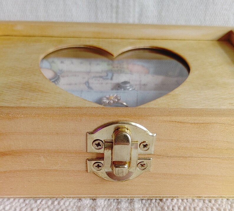 Ring box ring box jewelry storage jewelry box wood handemade unique cotton box heart world map