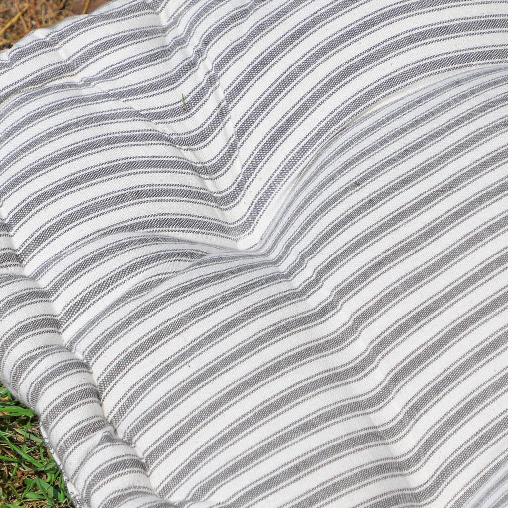 Extra Large Striped Garden Cushion Outdoor Lounging Quilted Cushion Seat Pad  Throw Pillow Water Repellent Grass Cushion With Handles 