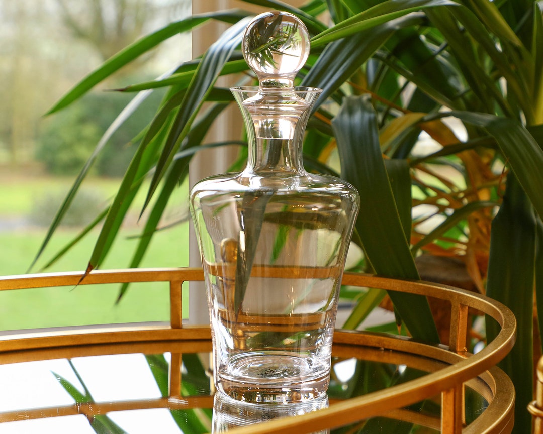 Large 1L Decanter Contemporary Curved Glass Carafe Jug With Stopper