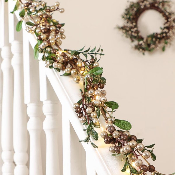 Pre-Lit Christmas Garland Berry Gold Copper Bronze Frosted Mantelpiece Banister Staircase Wall Mounted Light Up Festive Decoration L160cm