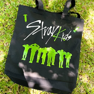 Stray Kids Maniac Schwarze Baumwoll-Einkaufstasche: Kpop inspiriert
