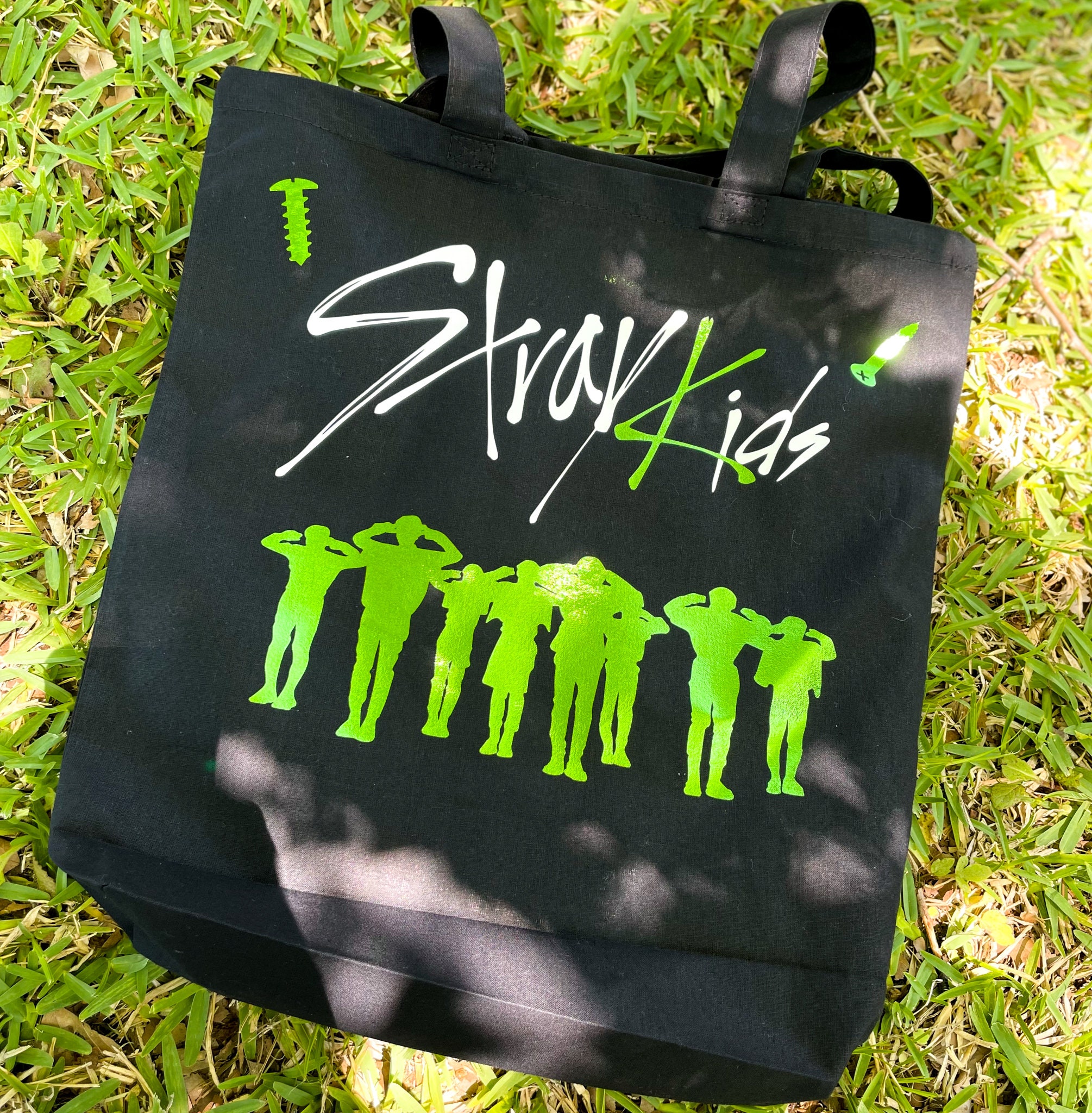 Stray Kids マニアック ブラックコットントートバッグ：Kポップ風