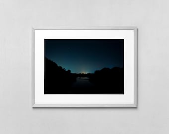 Impresión de cielo nocturno sobre el río Ohio, fotografía de paisaje nocturno de la hora azul, arte mural imprimible grande
