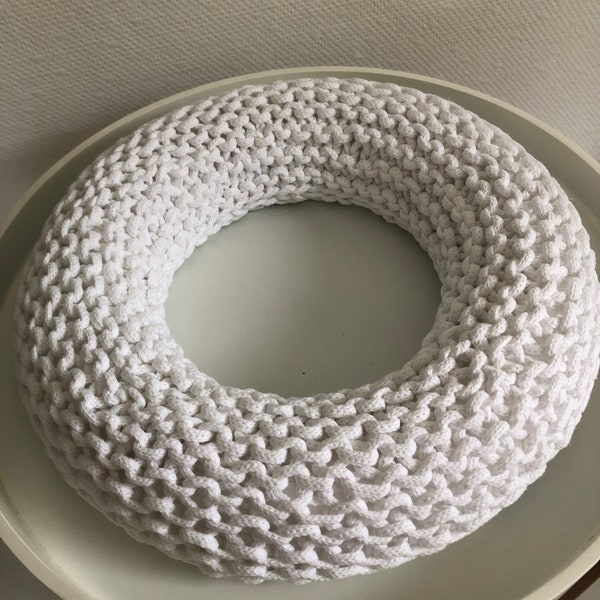 Couronne de table Ø 30 cm blanc NAVIDAD, grosse maille, couronne de l'Avent tricotée à la main à partir de fils recyclés, couronne de porte