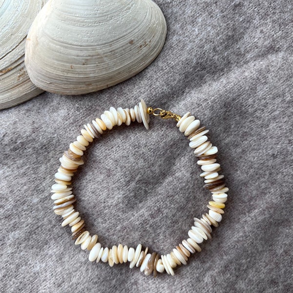 Seashell beaded anklet | Seashells anklet | Natural shell beads beaded anklet | Beach anklet, Shell beads jewelry