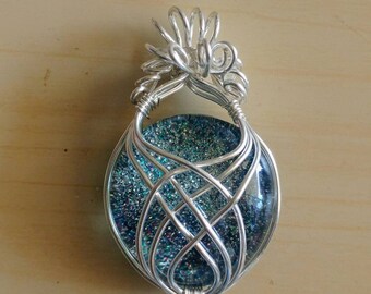 Custom Wire Woven Glitter Pendant