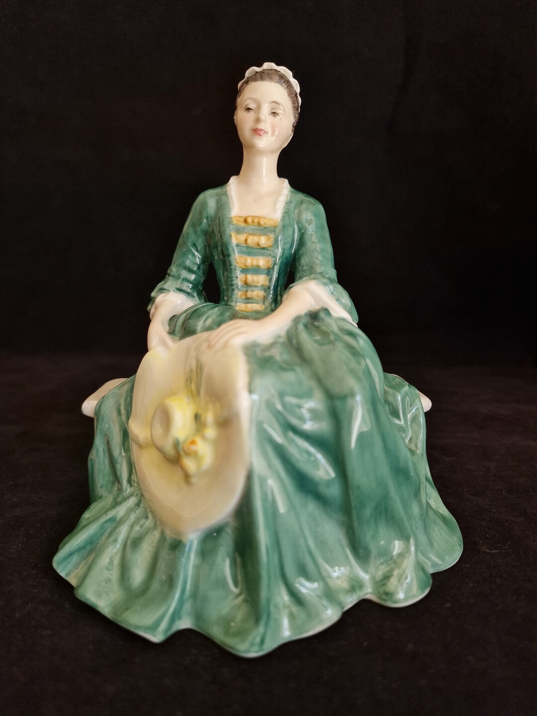 Vintage Royal Doulton Figurine, 'lady From Williamsburg' HN2228 by