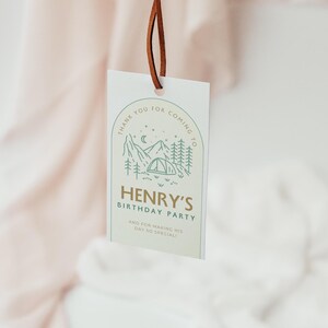 Etiqueta "One Happy Camper" | Primeiro aniversário de menino | Download instantâneo | Decoração com tema de acampamento | Lembrancinhas de festa | Modelo editável do Canva | Obrigado A1