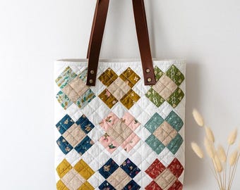 Handmade Quilted Tote Bag: Amish Leather Straps, Inside Pockets