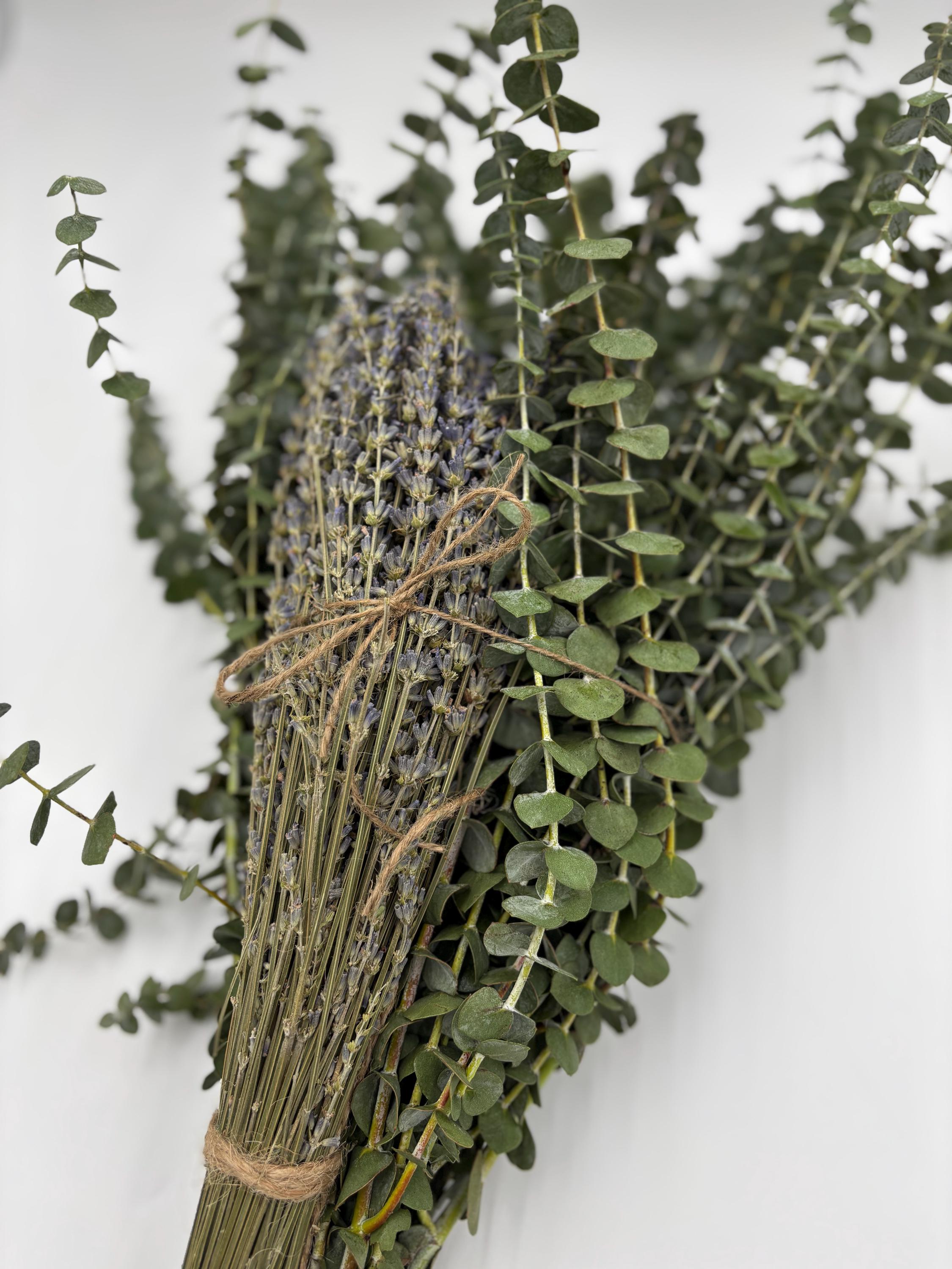 Eucalyptus & Lavender Shower Bundle | Aromatherapy Bouquet, Gift ...