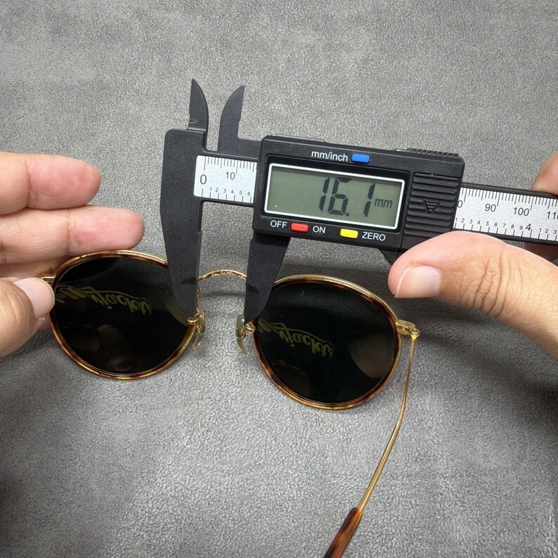 Gafas de sol redondas vintage Ray-Ban W1674 de Bausch & Lomb, talla juvenil. imagen 10
