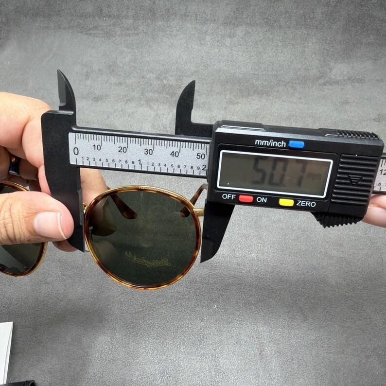 Gafas de sol redondas vintage Ray-Ban W1674 de Bausch & Lomb, talla juvenil. imagen 8