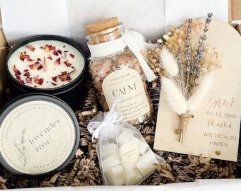 Geschenkset Muttertag LavenderRose - Muttertagsgeschenk - Wellness Geschenkbox - Kerze Seife Badesalz Karte aus Holz mit Trockenblumen