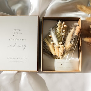 Geldgeschenk zur Hochzeit mit Strauß aus Trockenblumen personalisiert Hochzeitsgeschenk Geschenkschachtel für Geld imagem 9