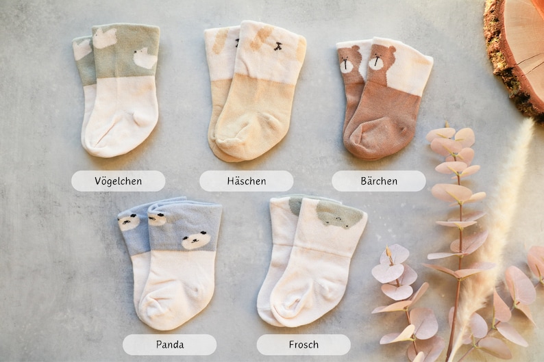 Schwangerschaft verkünden Geschenkschachtel MARY Baby verkünden Ihr werdet Oma und Opa Babysocken Überraschung Baby image 9