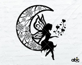 Puede incluir: Silueta negra de un hada con alas sentada en una luna creciente con detalles florales. El hada está soplando corazones al aire.