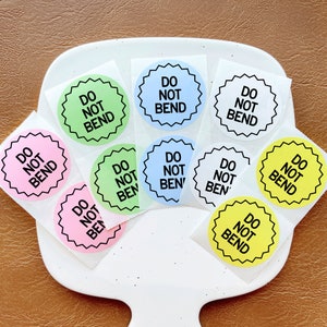 Do Not Bend Star circle label |  thermal sticker labels for small businesses, shops, envelopes, packaging, mailing, shipping