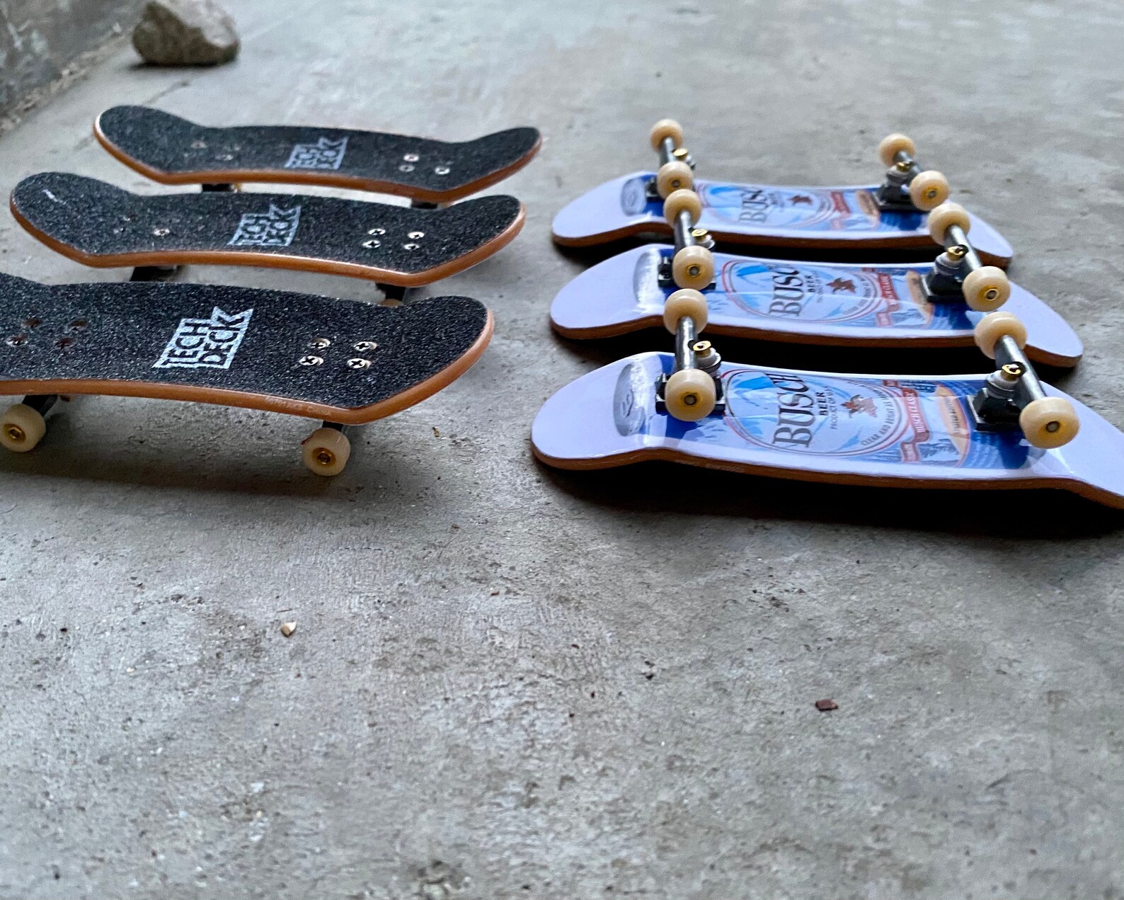 make a custom tech deck