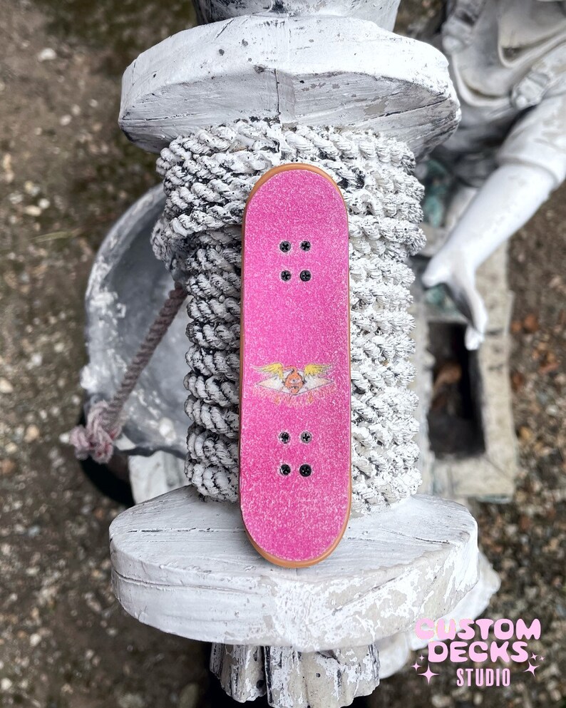 make a custom tech deck