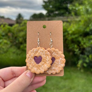 Jammie Dodger Cookie Earrings – Polymer Clay Biscuit Jewelry, Cute British Cookie Earrings with Heart Jam Center
