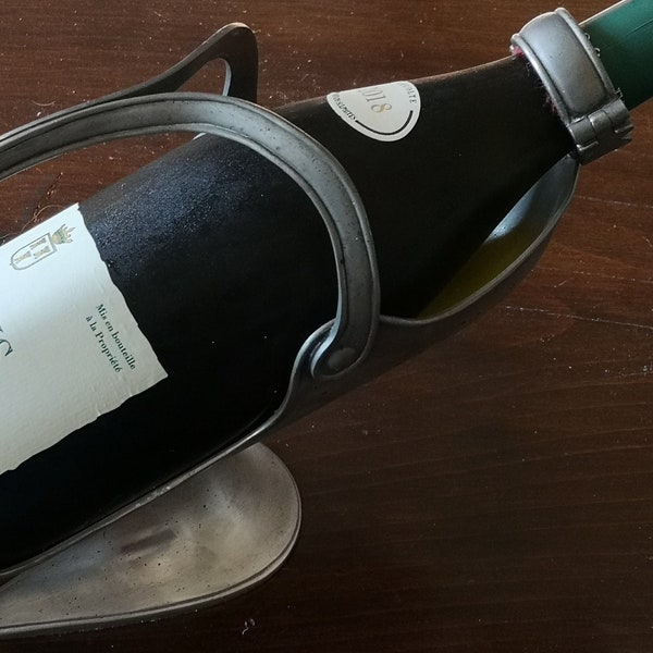 bottle holder -verse vin en etain avec 2 anses  " Poinçon ETAIN ROYAL "
