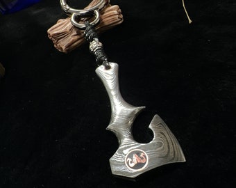 Noordse bijl sleutelhanger, voor mannen of vrouwen, Damascus metalen sleutelhanger, roer van ontzag, Viking symbool sleutelhanger, handgemaakte sleutelhanger, unieke sleutelhanger