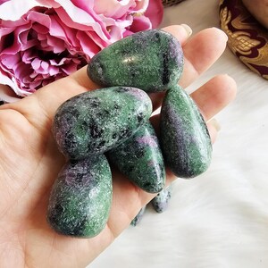Ruby Zoisite Tumble stone