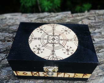 HULINHJALMUR wooden box - viking wooden box with futhark runes and Hulinhjalmur - pyrography art-woodburning - wooden gift