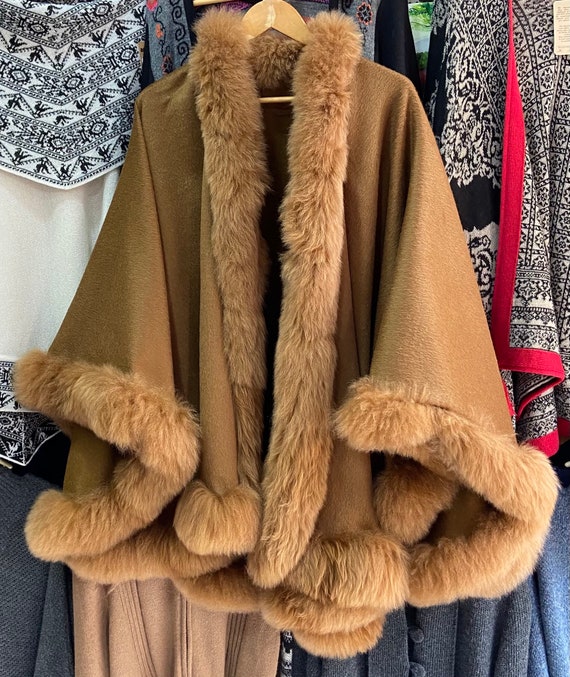 Baby Alpaca Cape With Fur Handmade in Peru Luxurious Fur - Etsy