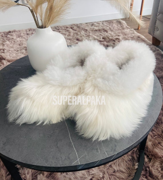 DeluxeComfort.com Luxurious Alpaca Fur Slippers - The most luxury fur  slippers
