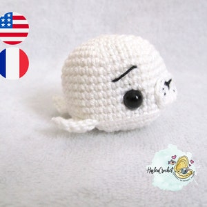 Amigurumi seal crochet pattern in English and French