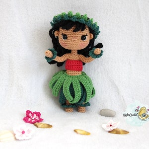 Amigurumi doll crochet Pattern : Lilo and Scrump the tahitian girl in English and French image 7