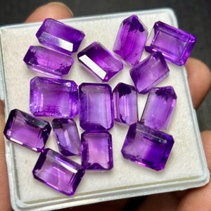 Natural Amethyst Gemstone Ring: Rectangular Cut, Color