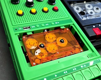 The MiniMello V2 (4-key Speed-Modded Tape-player)