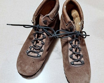 Italian Crafted PIVETTA for DMC Brown Leather Unisex Hiking  display picture 1