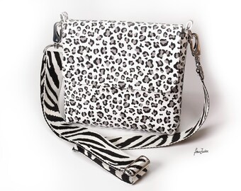 Stylish shoulder bag "11 maxi" Leo black and white, crossbody bag, shoulder bag, party bag, designer bag, festival bag, statement bag