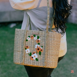 Koralle – Handbestickte Kauna-Einkaufstasche/Seegras-bestickte Tasche/Bürotasche/Blumen-Strandtasche/handgewebte natürliche Kauna-Gras-Einkaufstasche