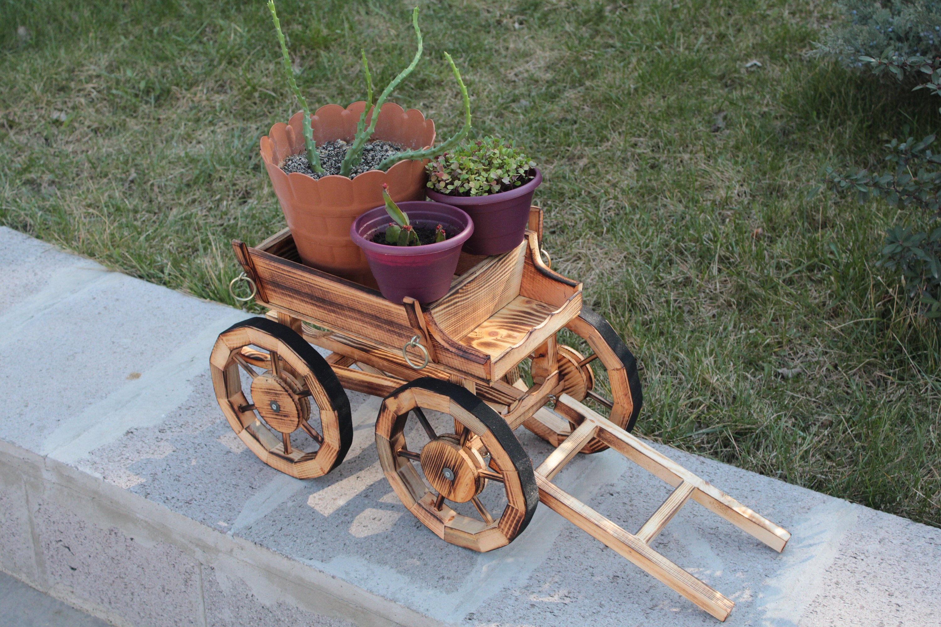Blumenwagen für den Garten Schubkarren Pflanzer | Etsy