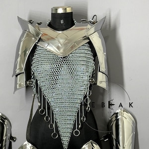 女性騎士戦士コスチューム/中世ファンタジー鎧セット/スパイク付き肩当て付き鎖かたびら鎧/ゴゲット/脚と腕/LARP/コスプレ/彼女へのギフト
