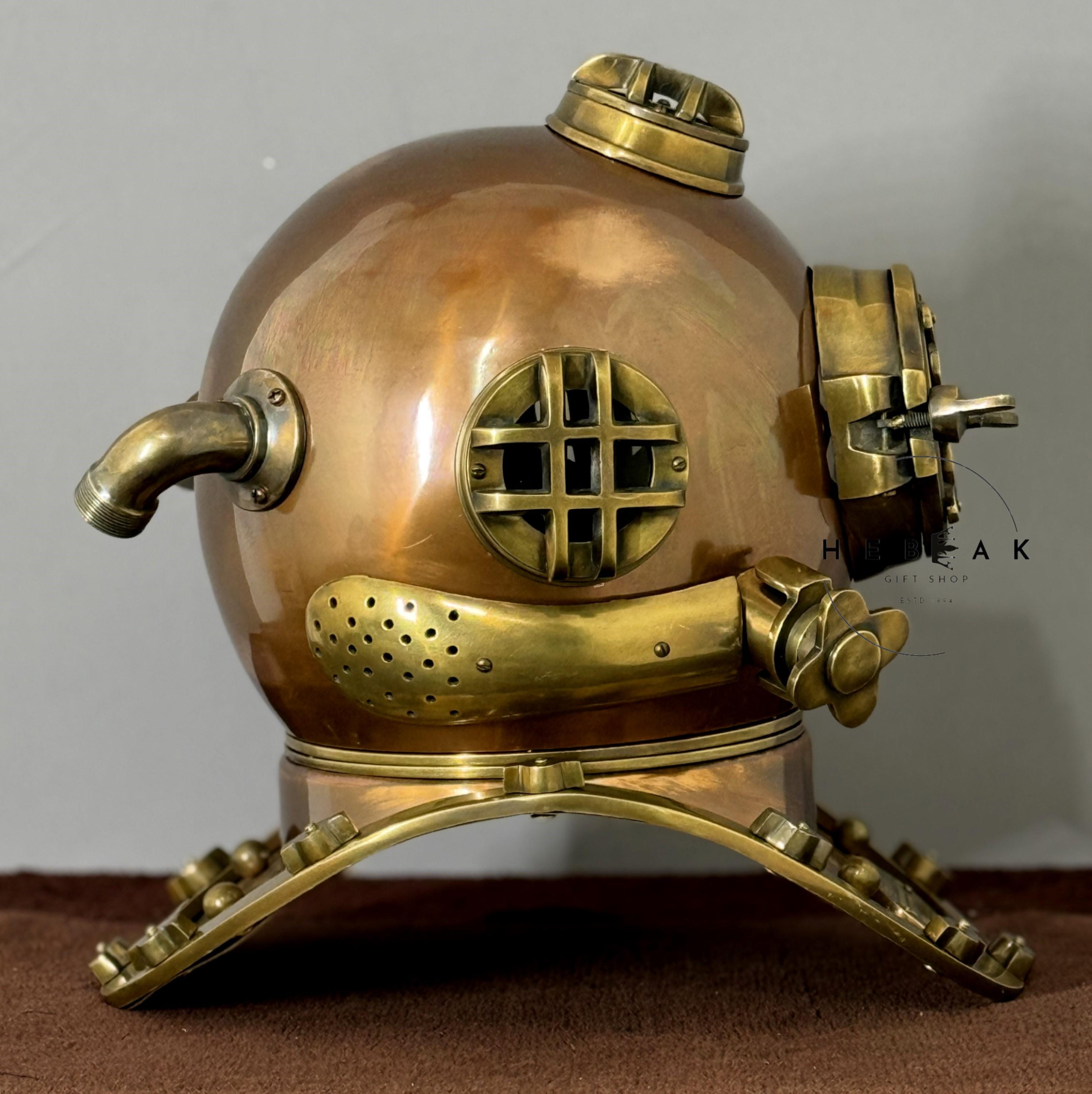 銅と真鍮のダイビングヘルメット マークVモデル：アメリカ海軍の装飾品