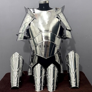 Middeleeuwse pantserset voor vrouwelijke krijgers: op maat gemaakt volledig ridderpak